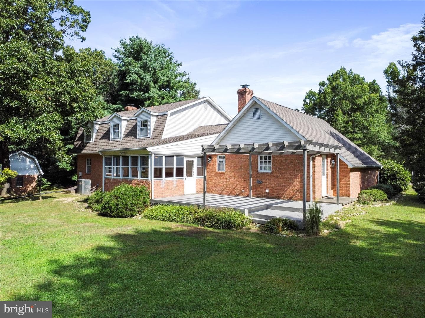 22161 Pondsville Road photo 15