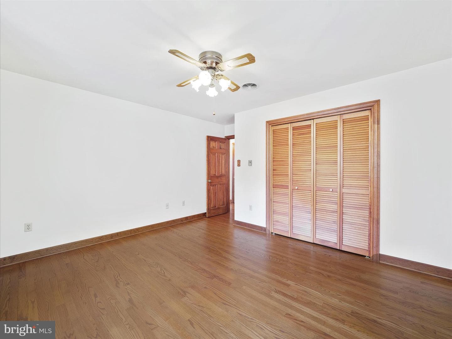 22161 Pondsville Road photo 55