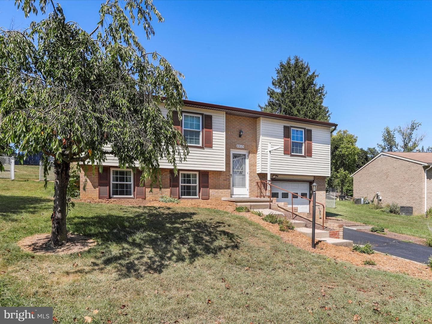 10825 Wyncote Drive photo 2