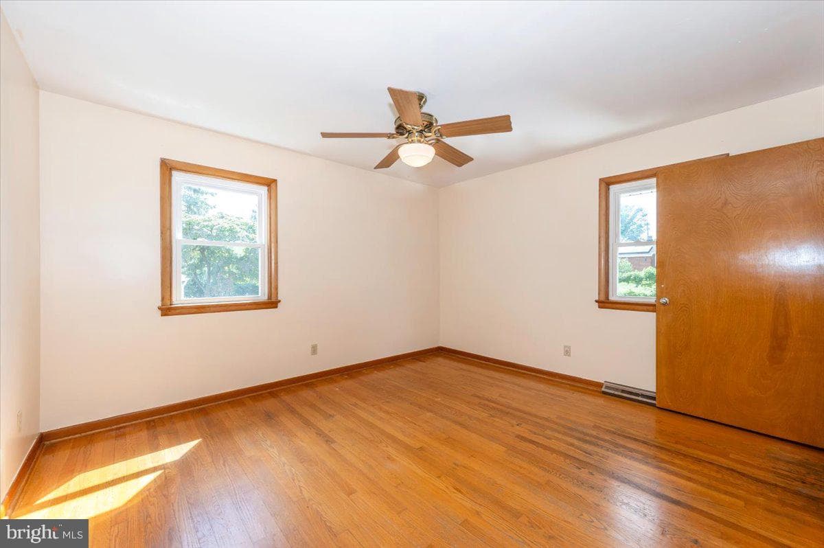 12026 Christy Avenue photo 15