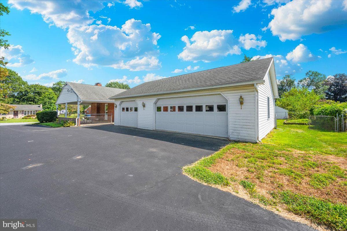 12026 Christy Avenue photo 3