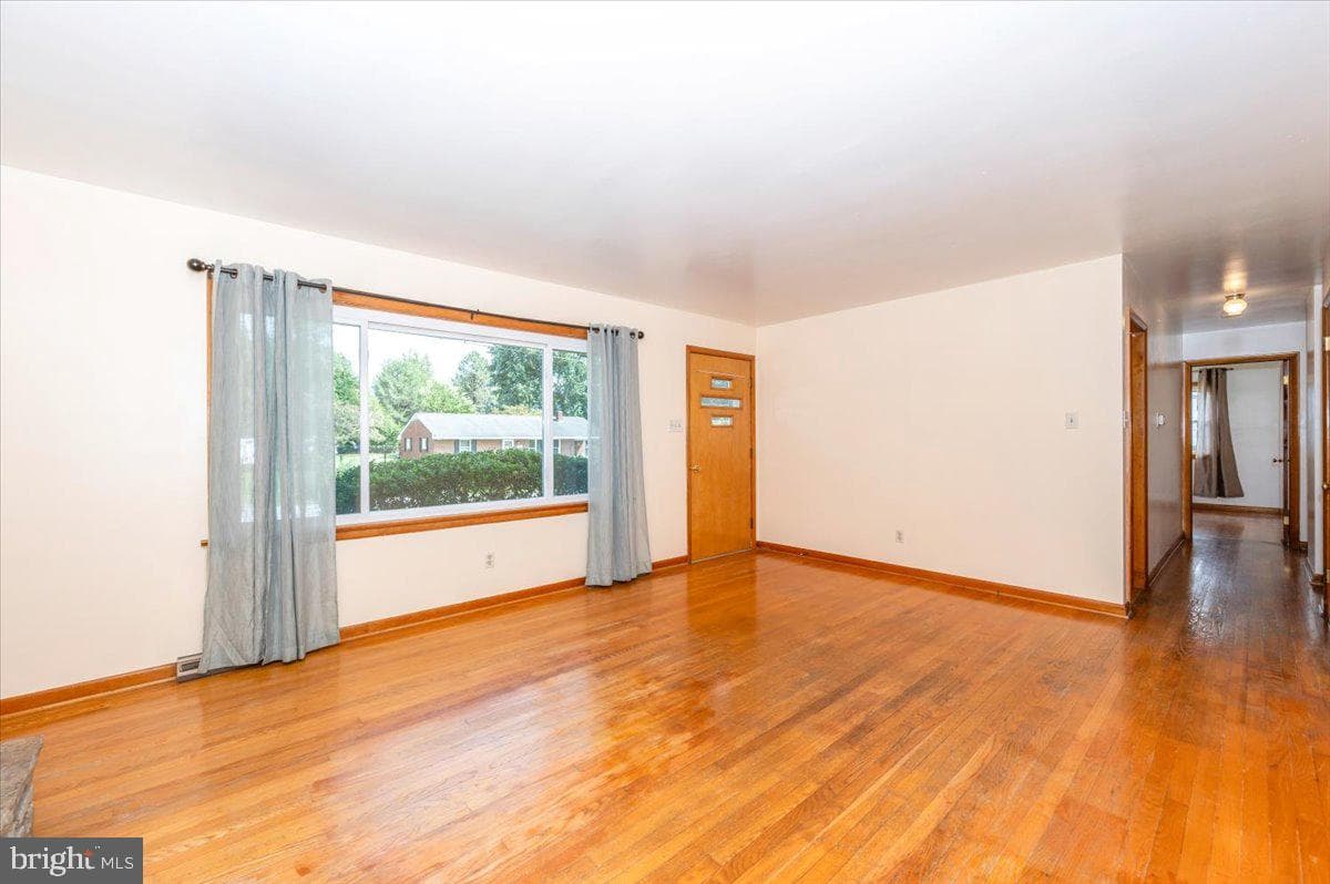 12026 Christy Avenue photo 7