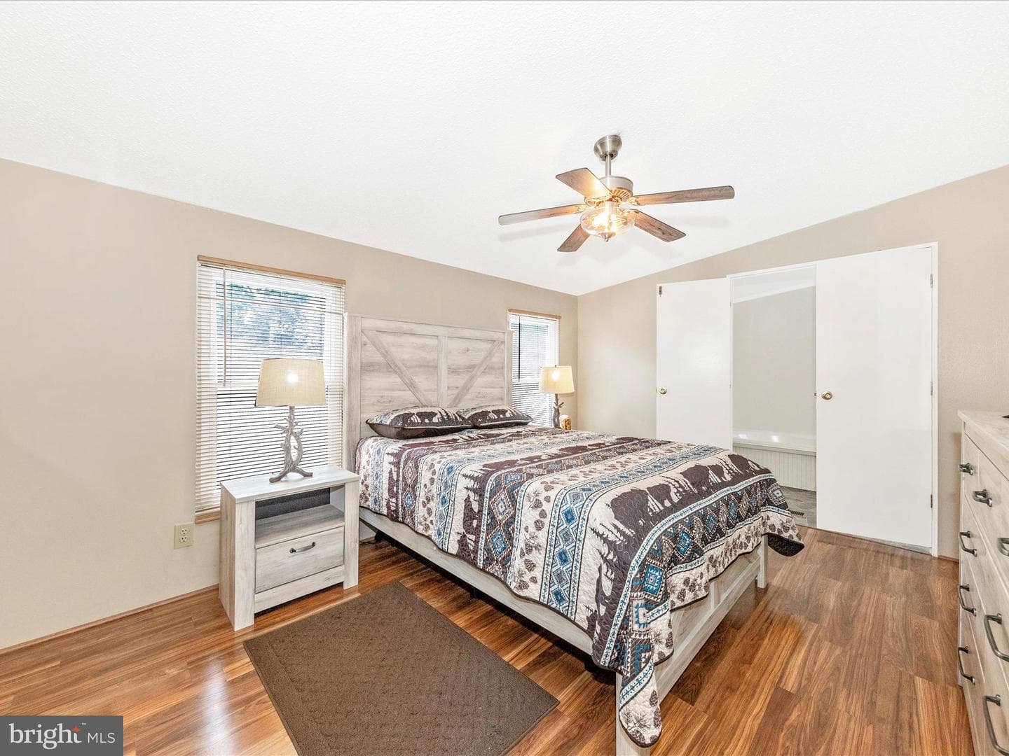 11905 Heather Drive photo 20