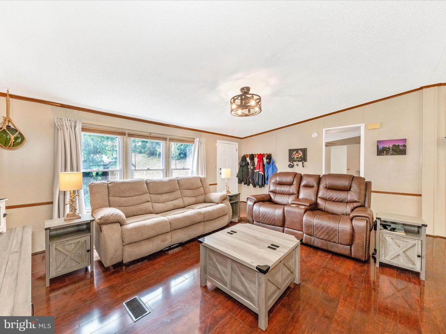 11905 Heather Drive photo 5