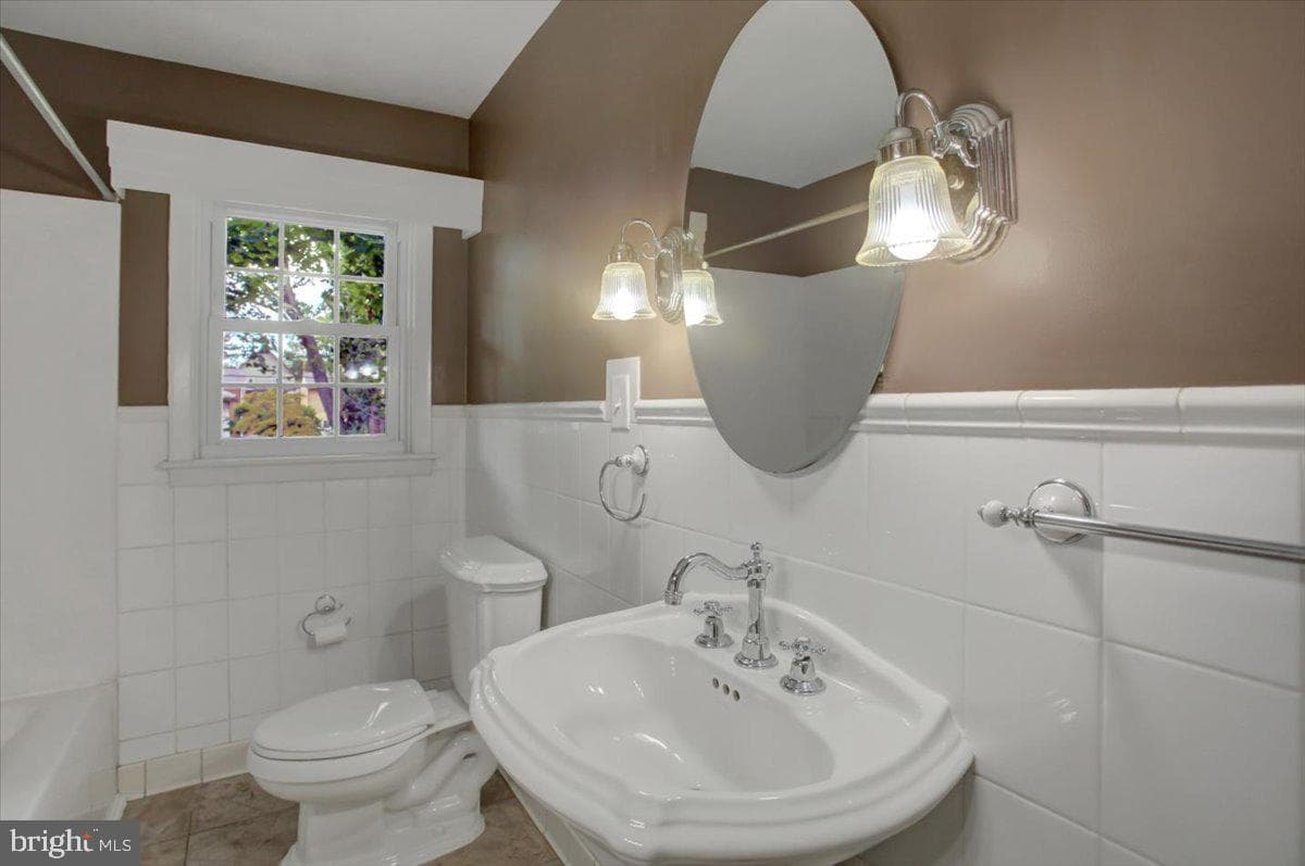 1319 The Terrace photo 24