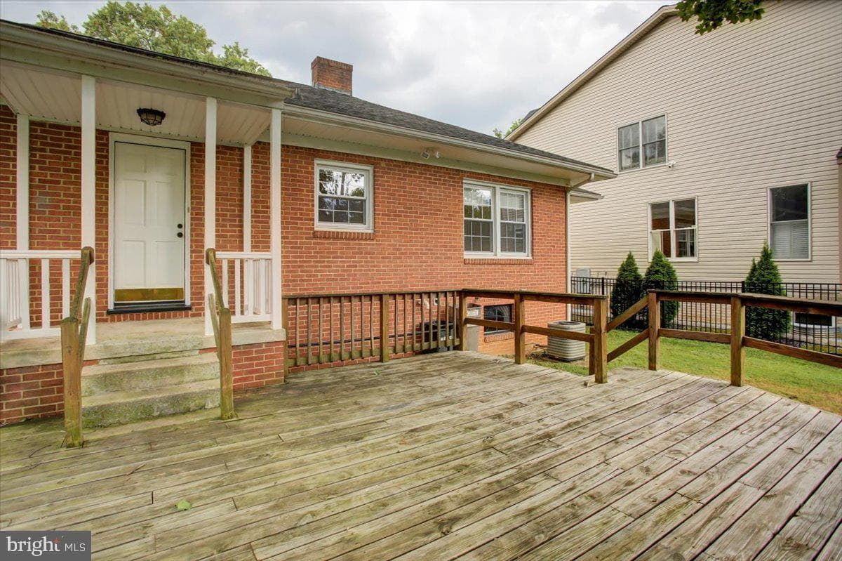 1319 The Terrace photo 38