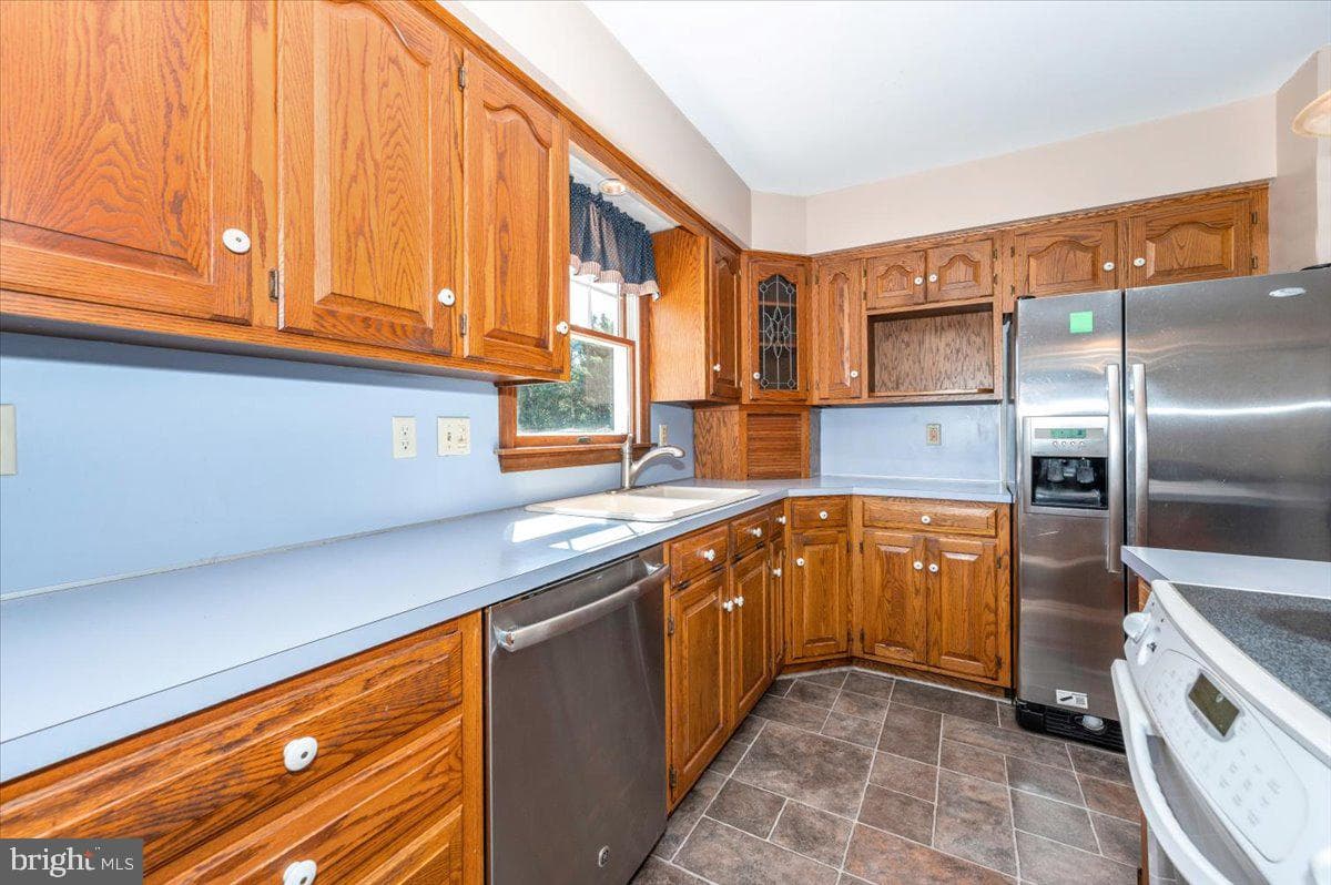 4 Shifflett Place photo 21