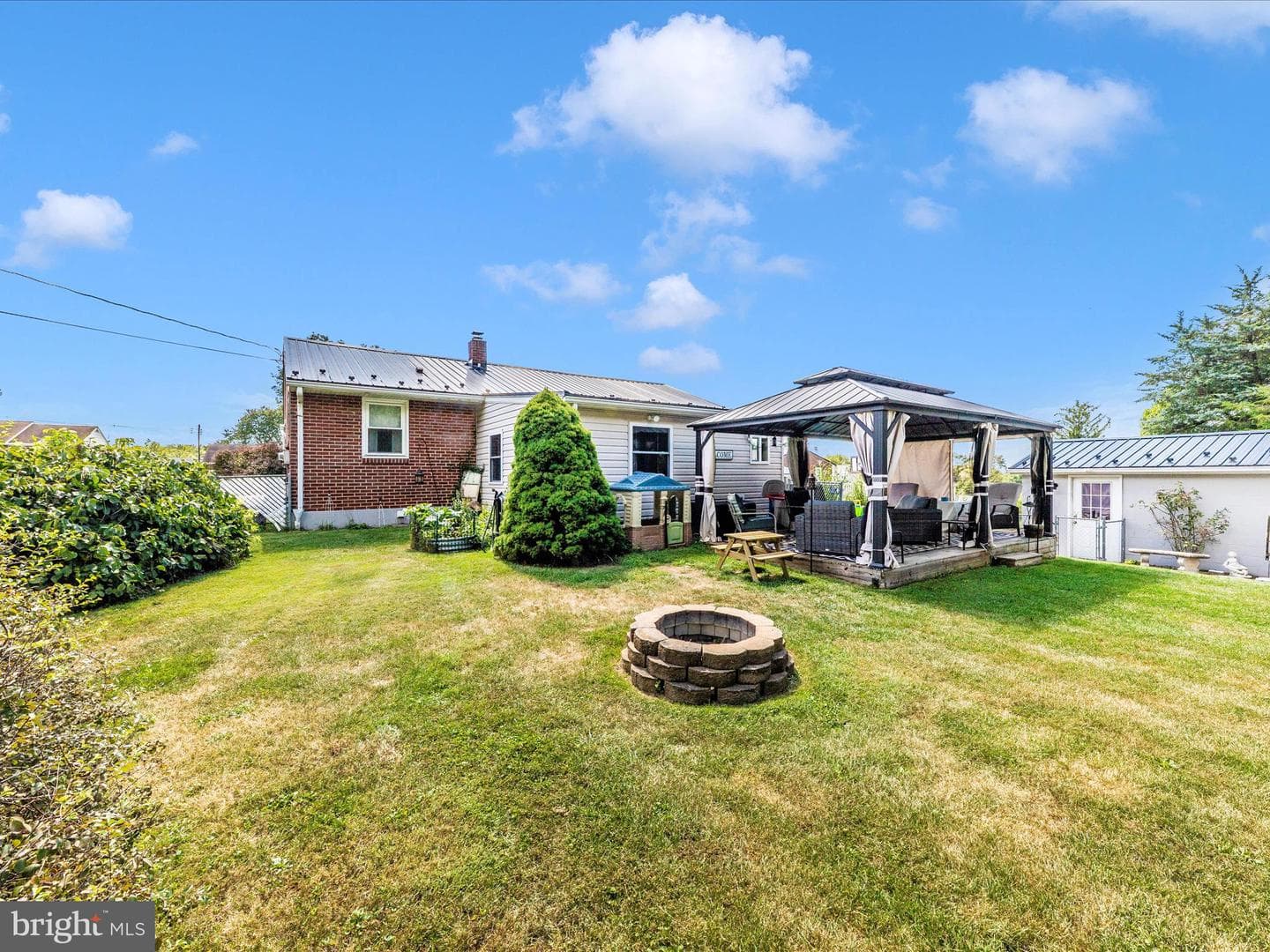 17216 Amber Drive photo 45