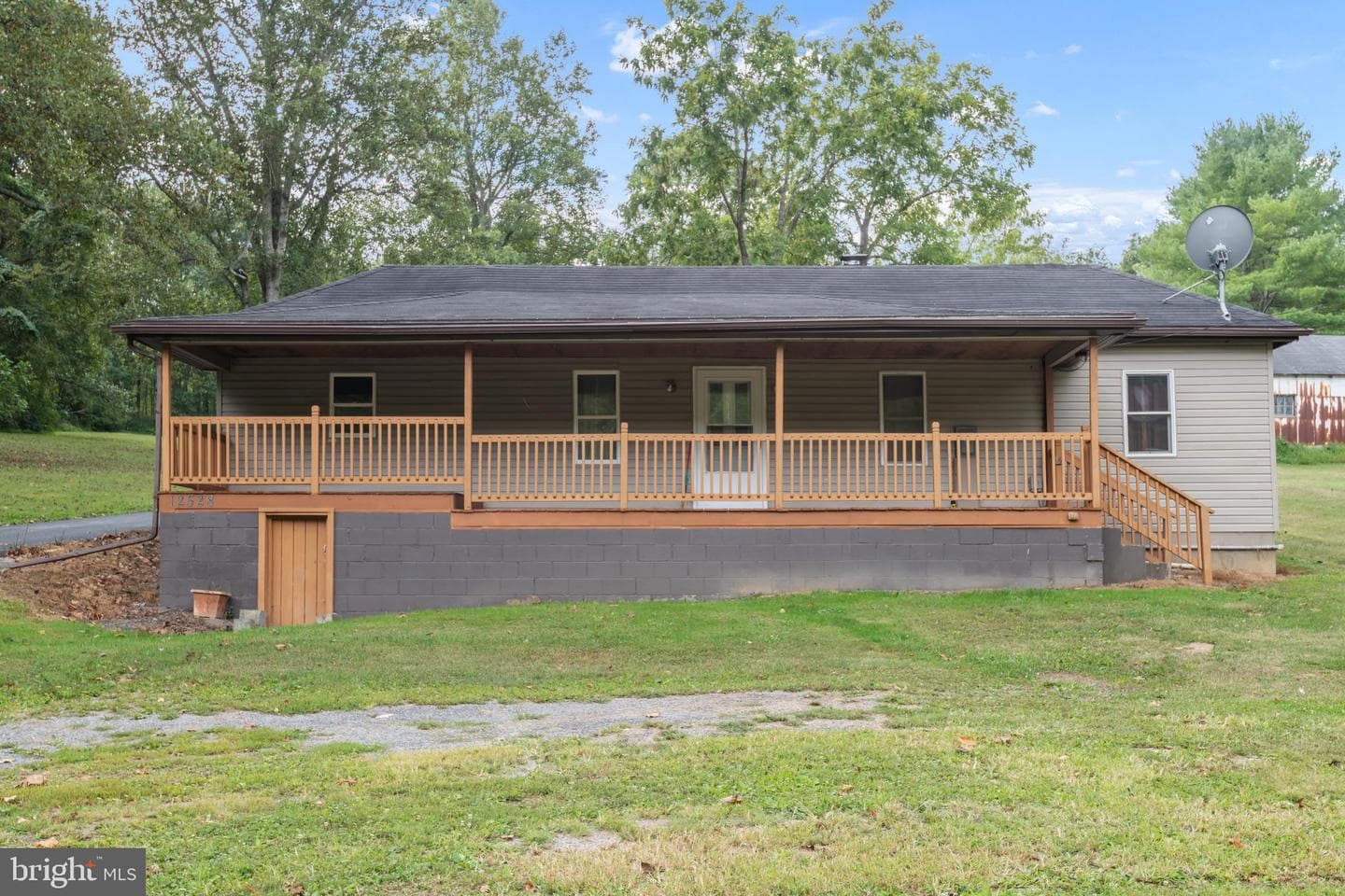 12528 Seavolt Road photo 17