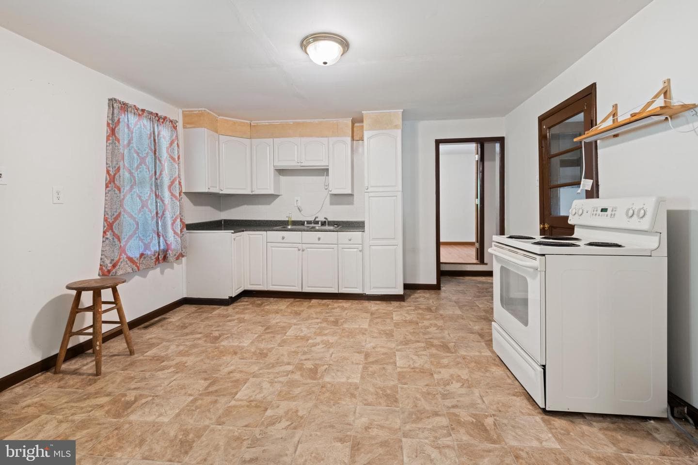 12528 Seavolt Road photo 3
