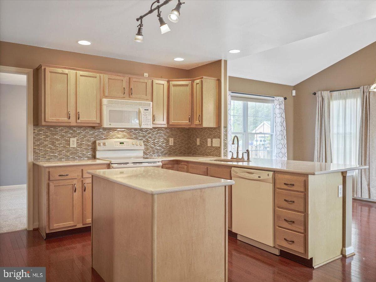 11015 Donelson Drive photo 16