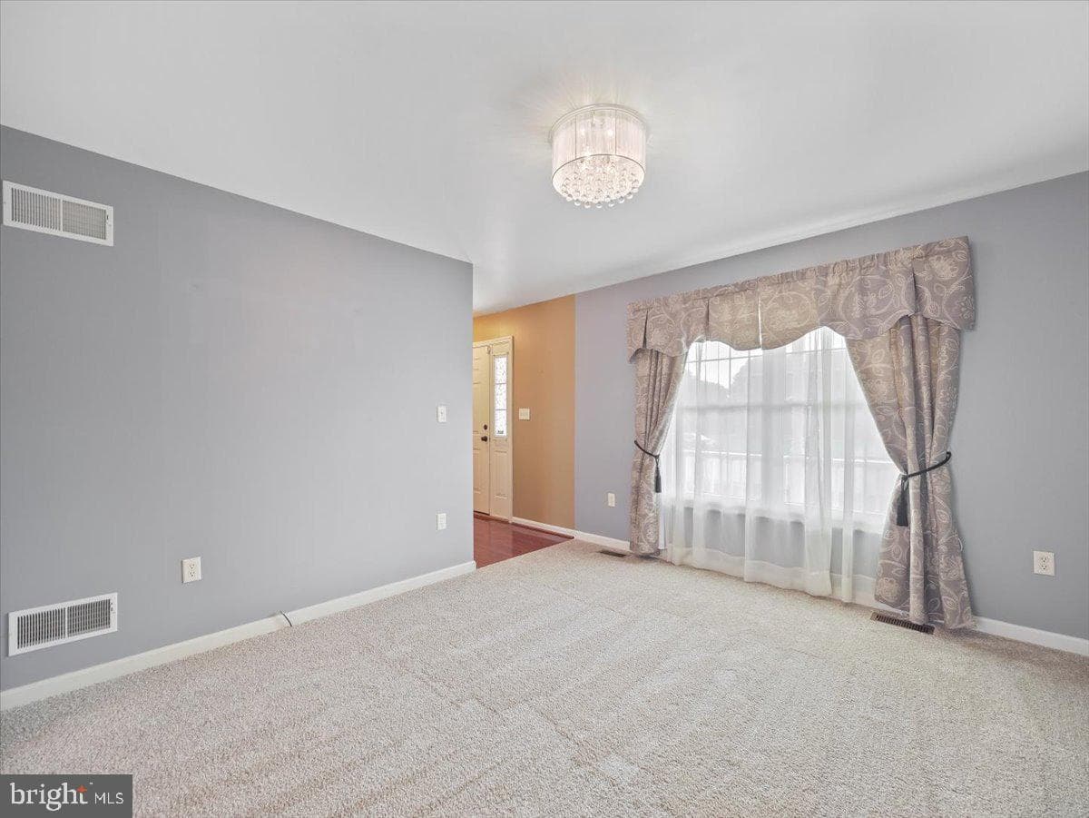 11015 Donelson Drive photo 8