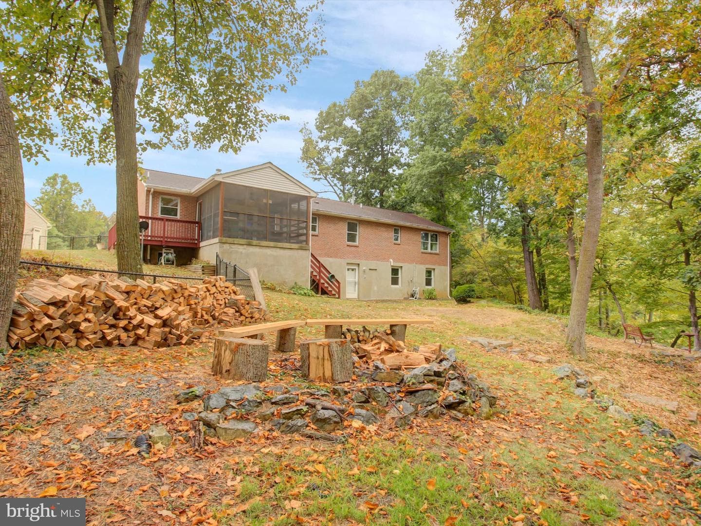 1 Dartmouth Drive photo 44