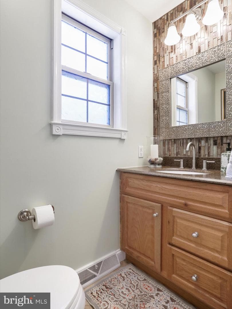 11308 Garrison Woods Lane photo 18