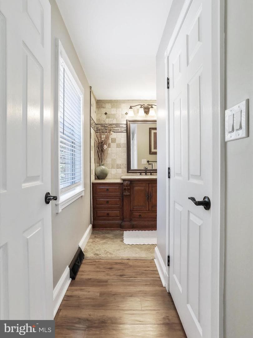 11308 Garrison Woods Lane photo 23