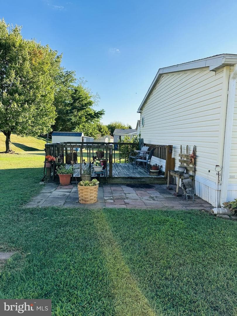 16935 Alcott Road photo 3
