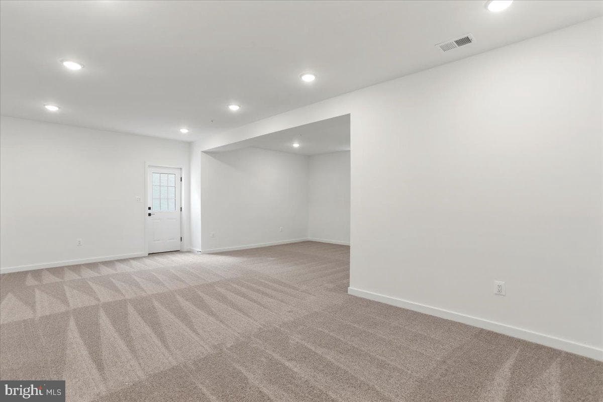 13710 Pulaski Drive photo 39