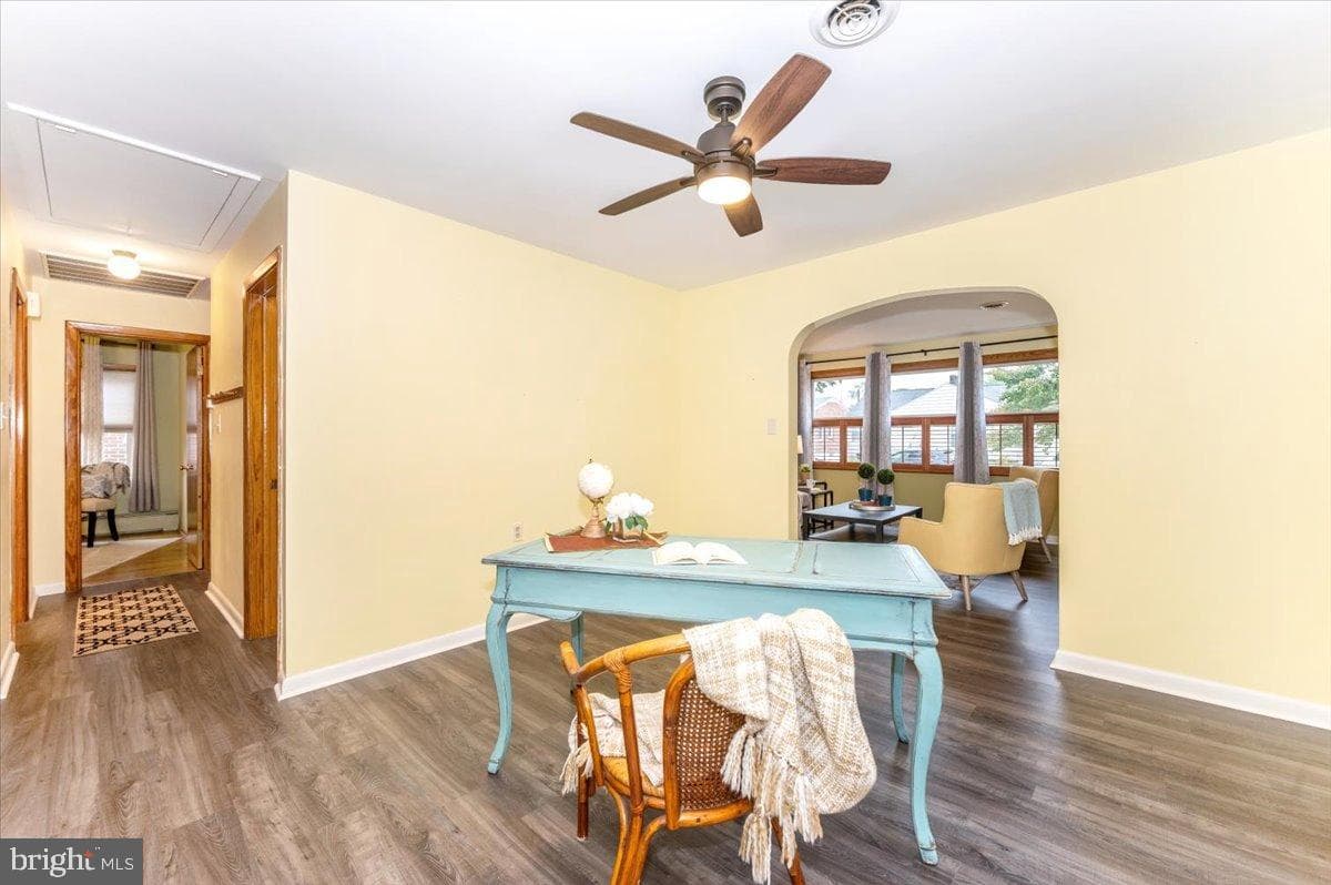 228 Bryan Place photo 16
