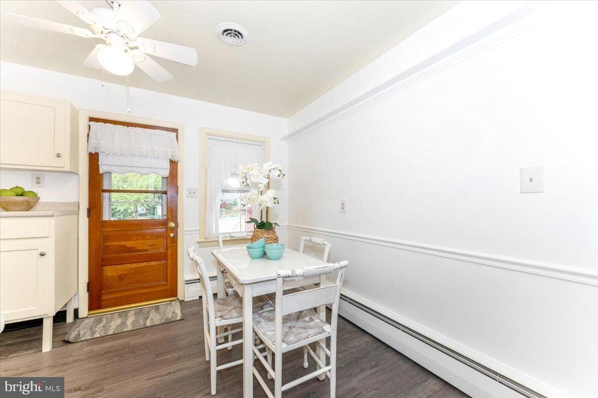 228 Bryan Place photo 18
