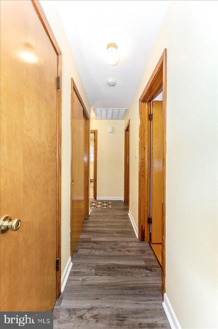 228 Bryan Place photo 31