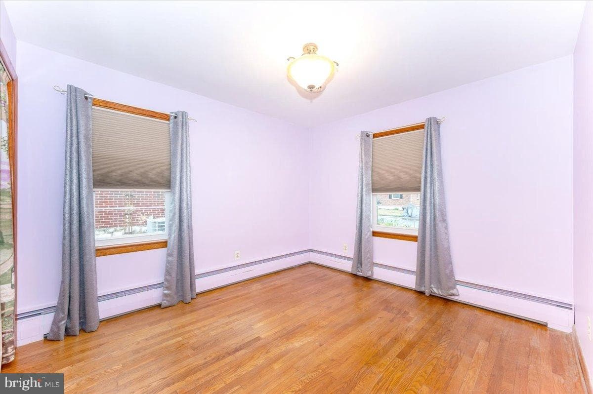 228 Bryan Place photo 35