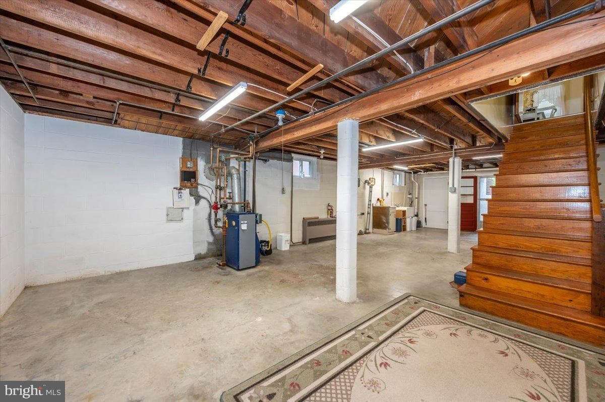 228 Bryan Place photo 45