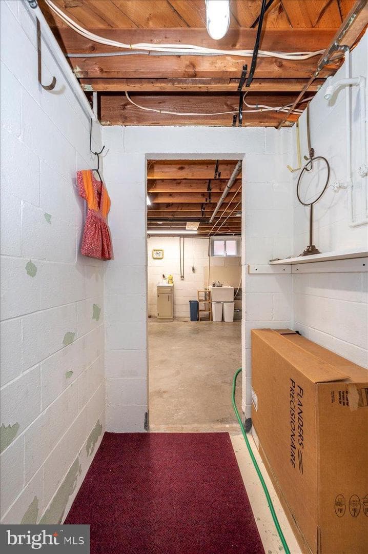 228 Bryan Place photo 49