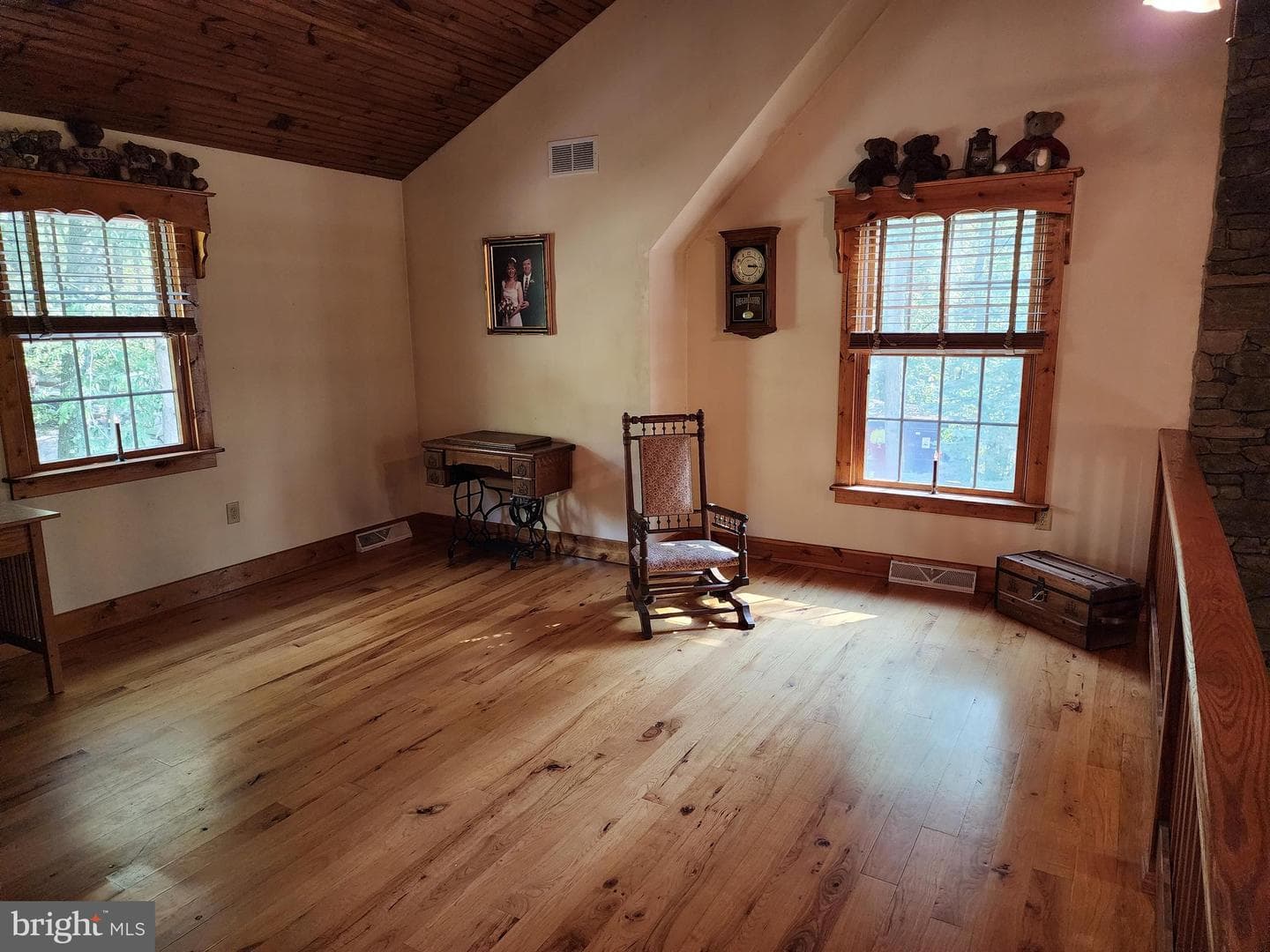 14847 White Oak Ridge photo 10