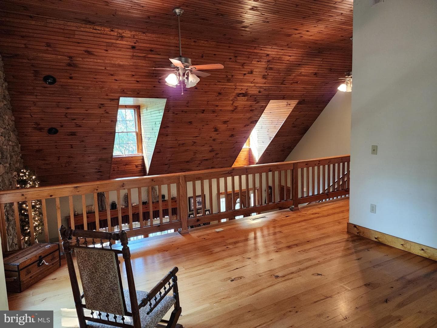 14847 White Oak Ridge photo 11