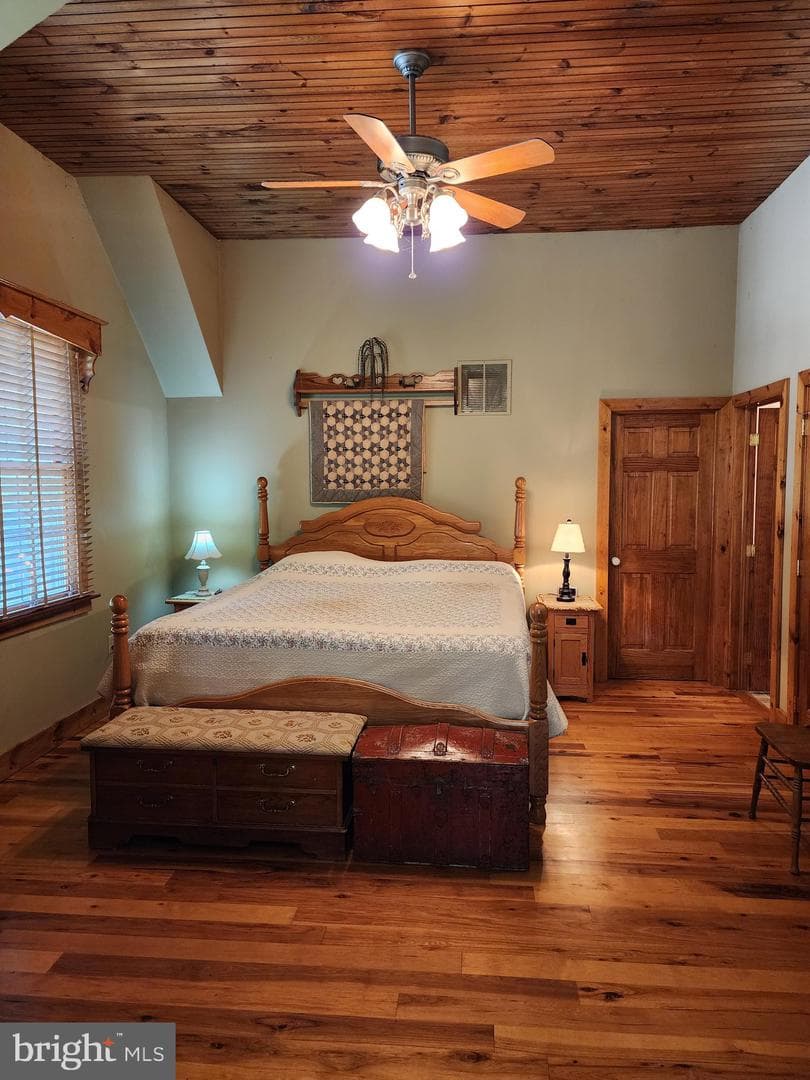 14847 White Oak Ridge photo 13