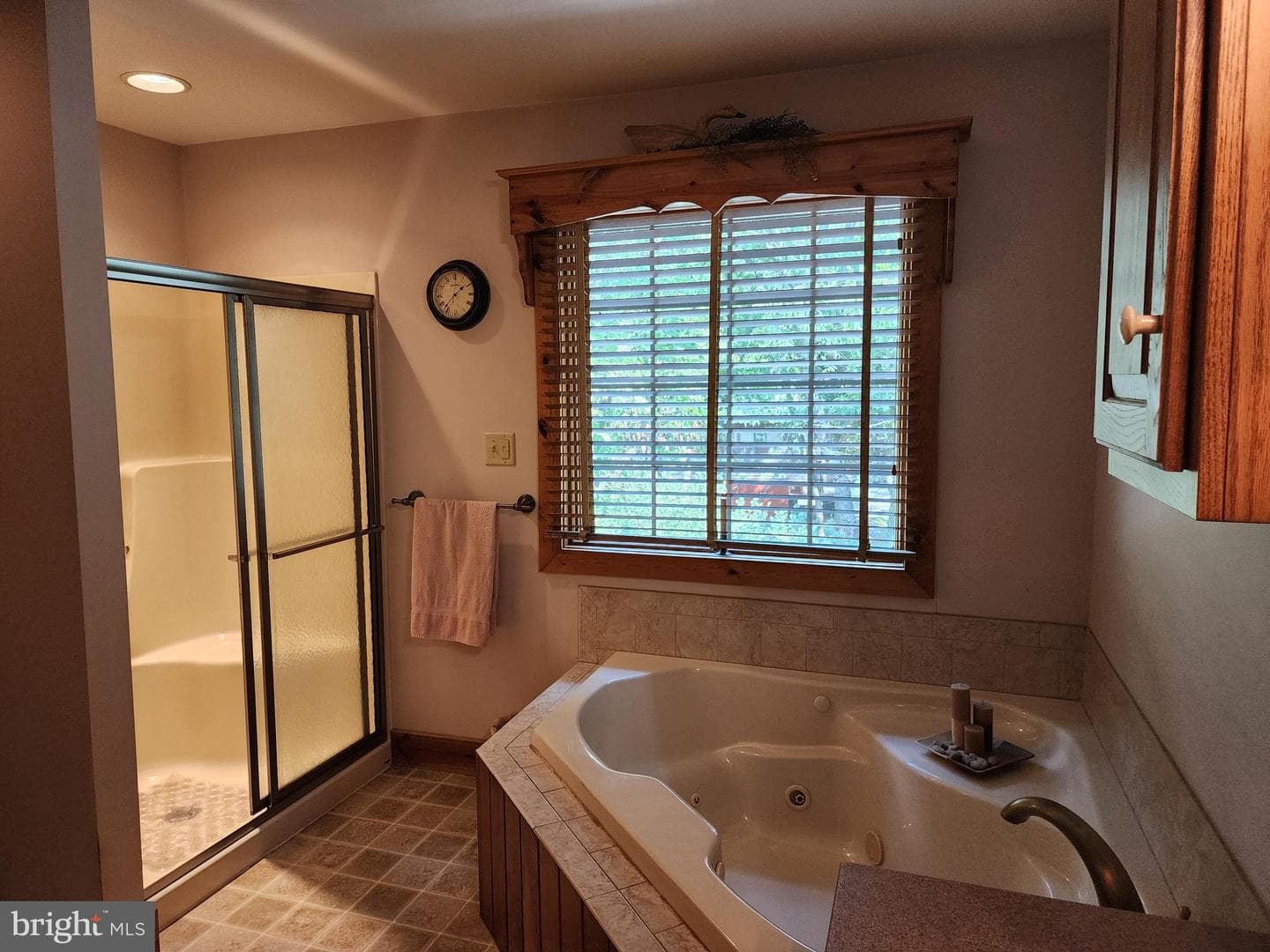 14847 White Oak Ridge photo 17
