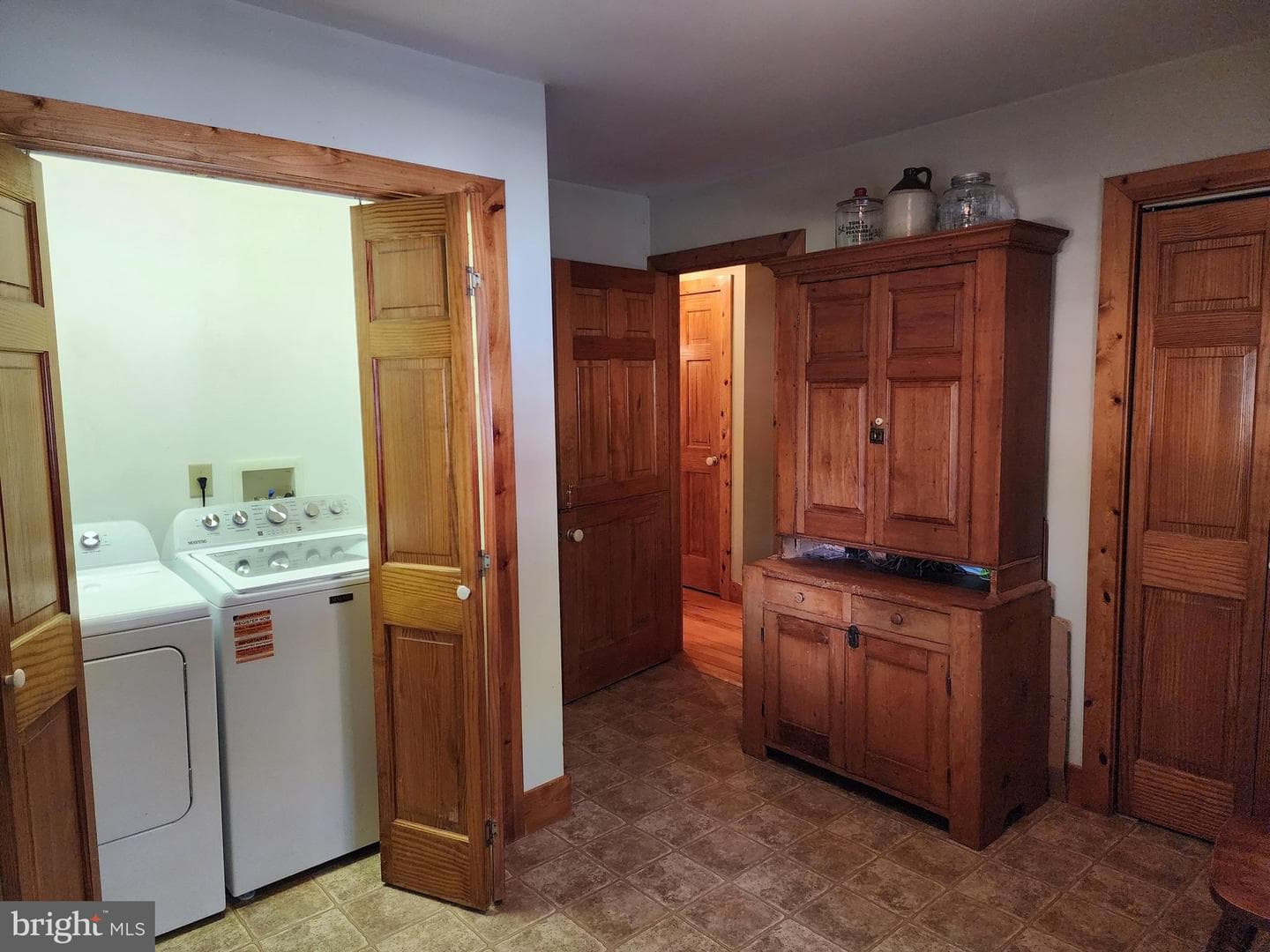 14847 White Oak Ridge photo 37