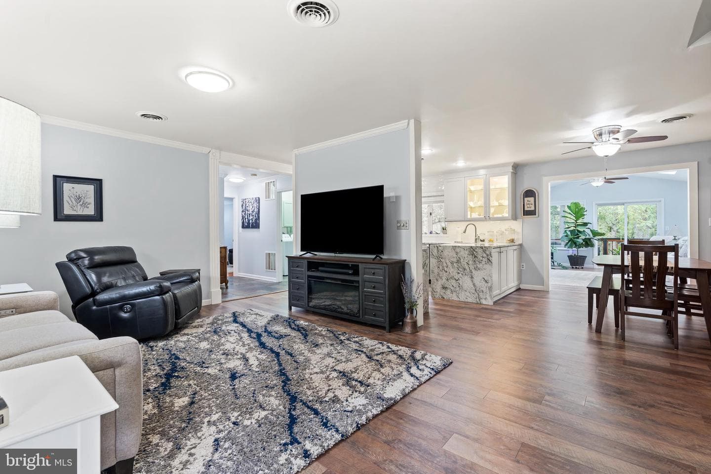 10612 Carter Way photo 9