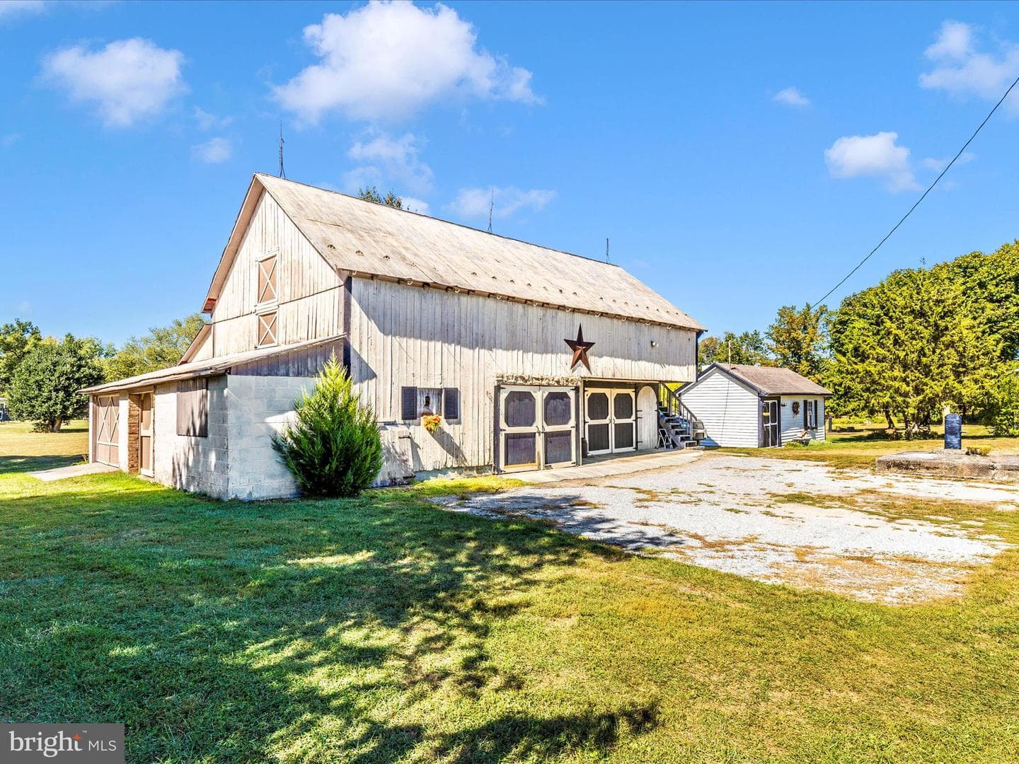 13433 Kretsinger Road photo 11