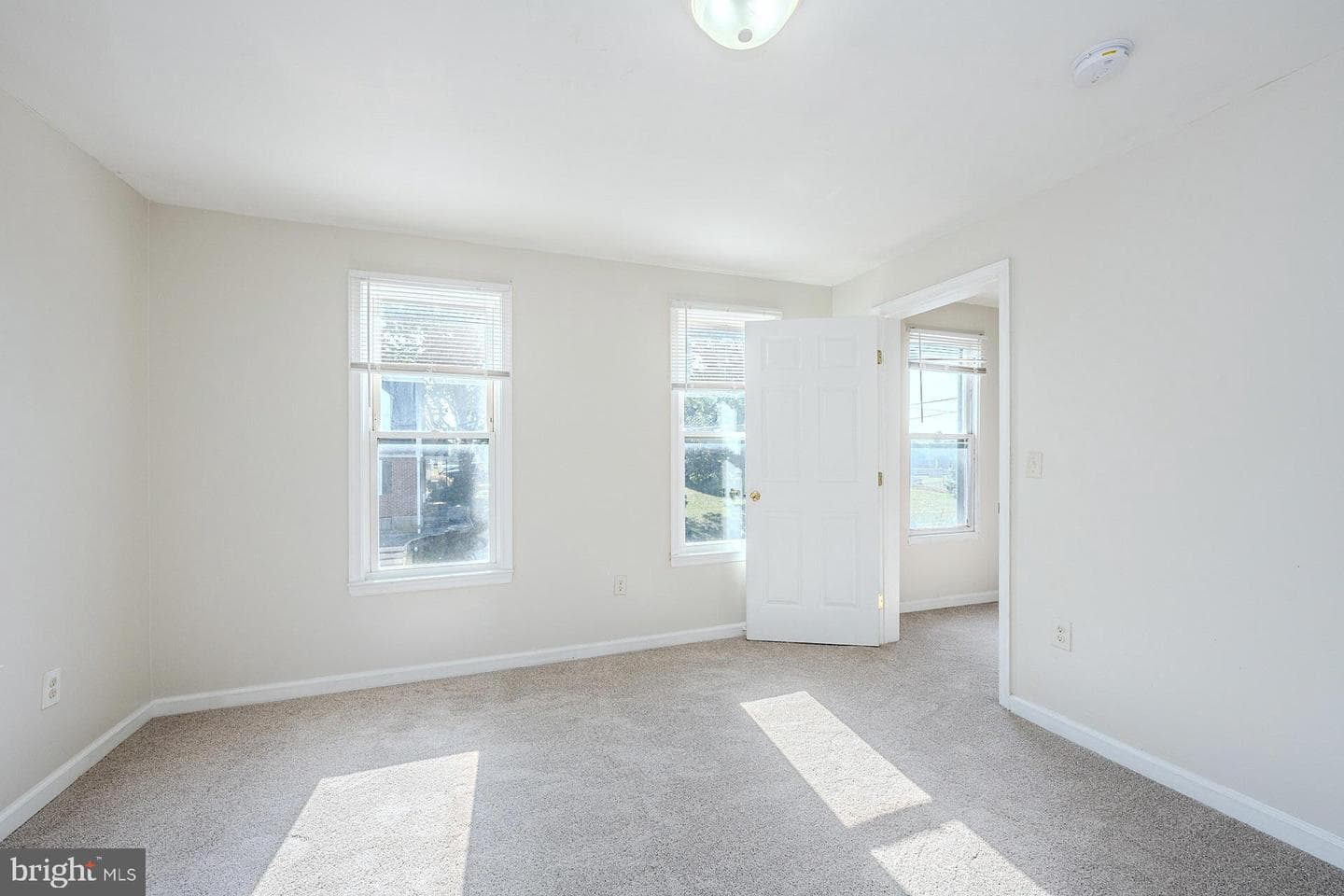 1037 & 1037 1/2 Spruce Street photo 18