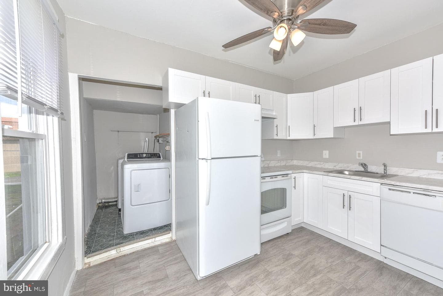 1037 & 1037 1/2 Spruce Street photo 26