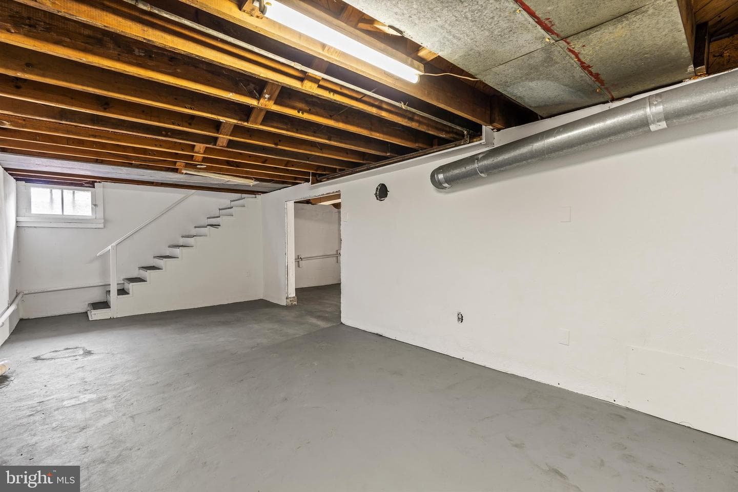 213 Garlinger Avenue photo 37