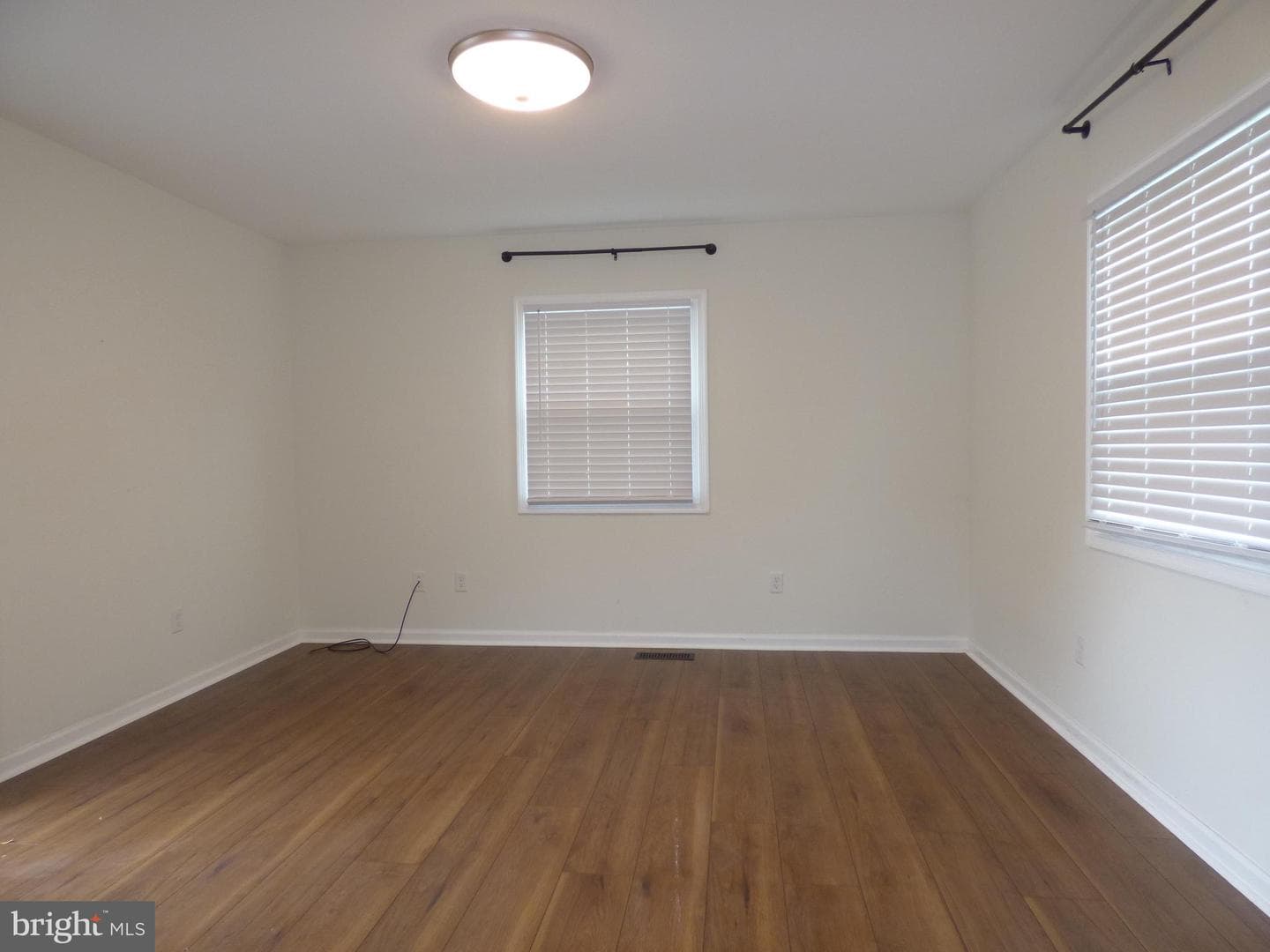 1181 Wayne Avenue photo 9