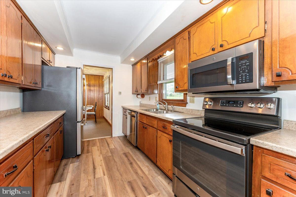 113 Orchard Drive photo 18