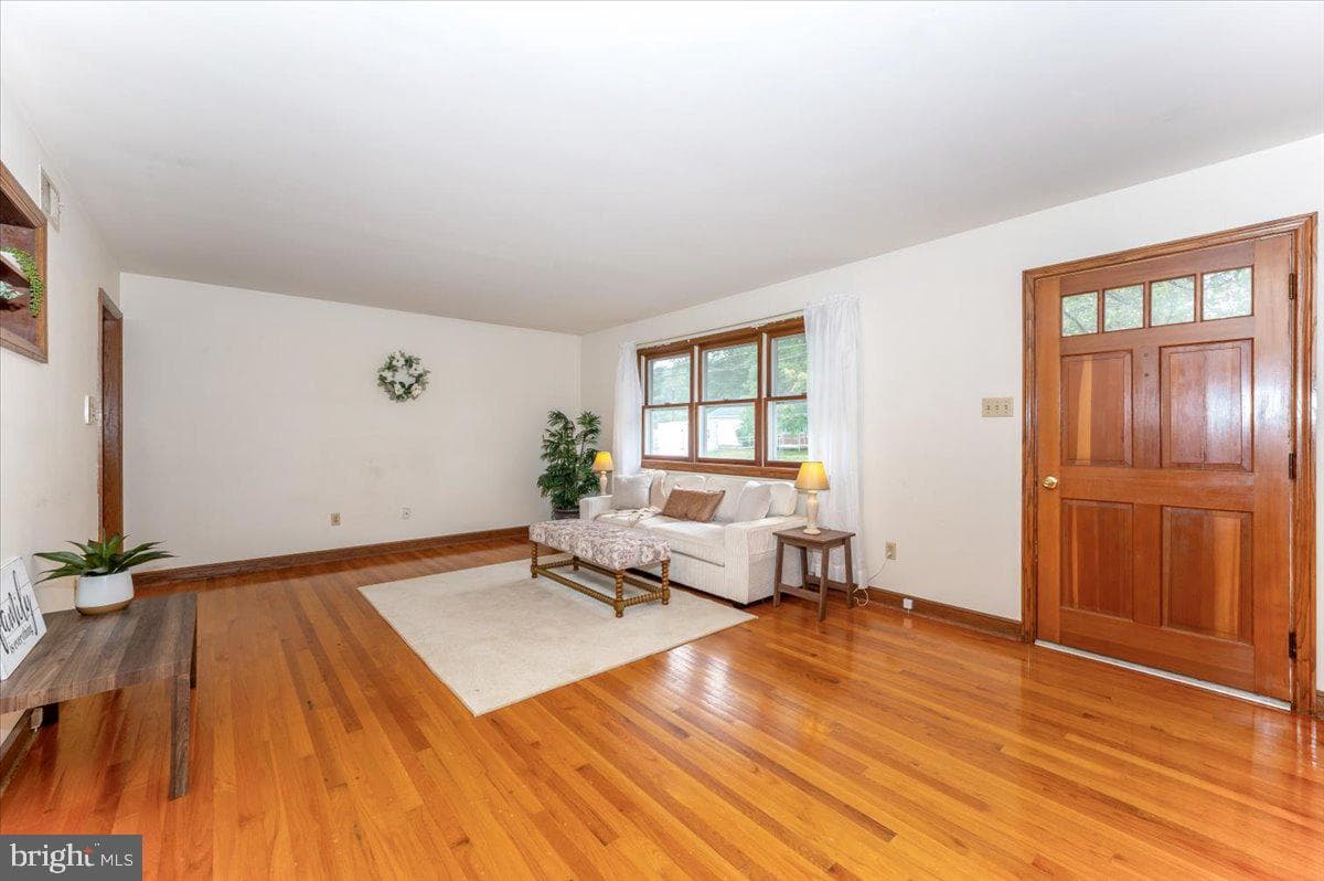 113 Orchard Drive photo 6
