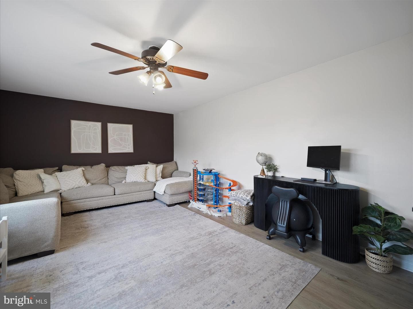 13409 Chads Terrace photo 14