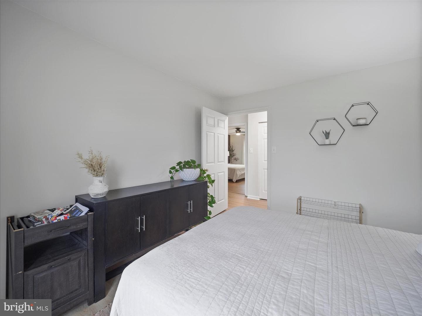 13409 Chads Terrace photo 17