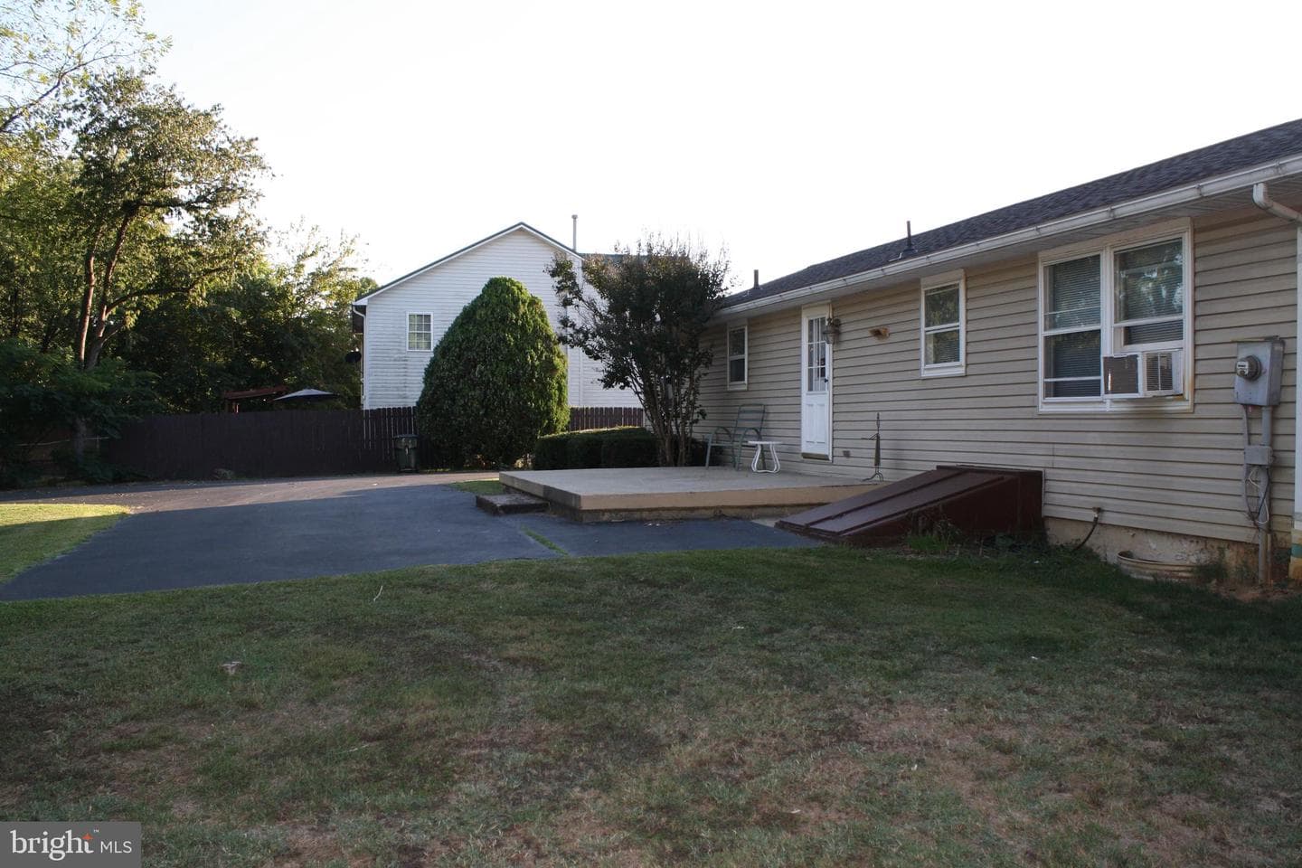 30 Willard Street photo 7