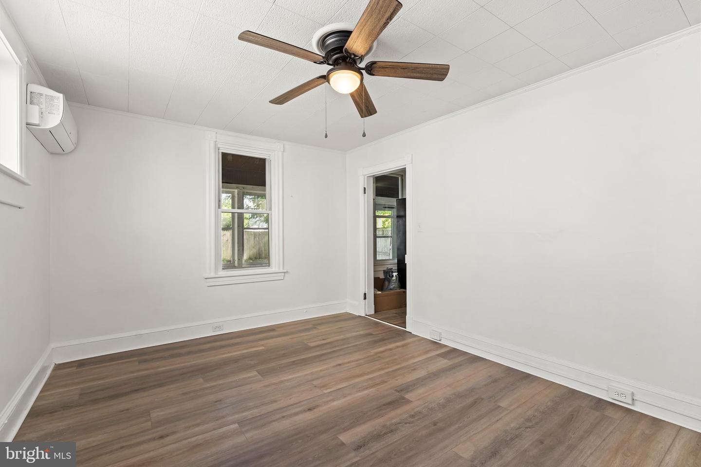 308 Locust Street photo 19