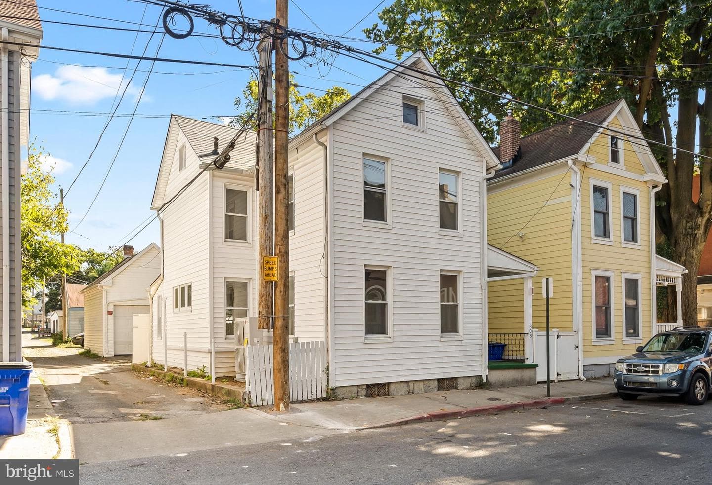 308 Locust Street photo 2
