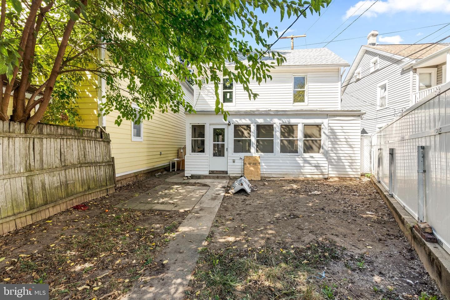308 Locust Street photo 5