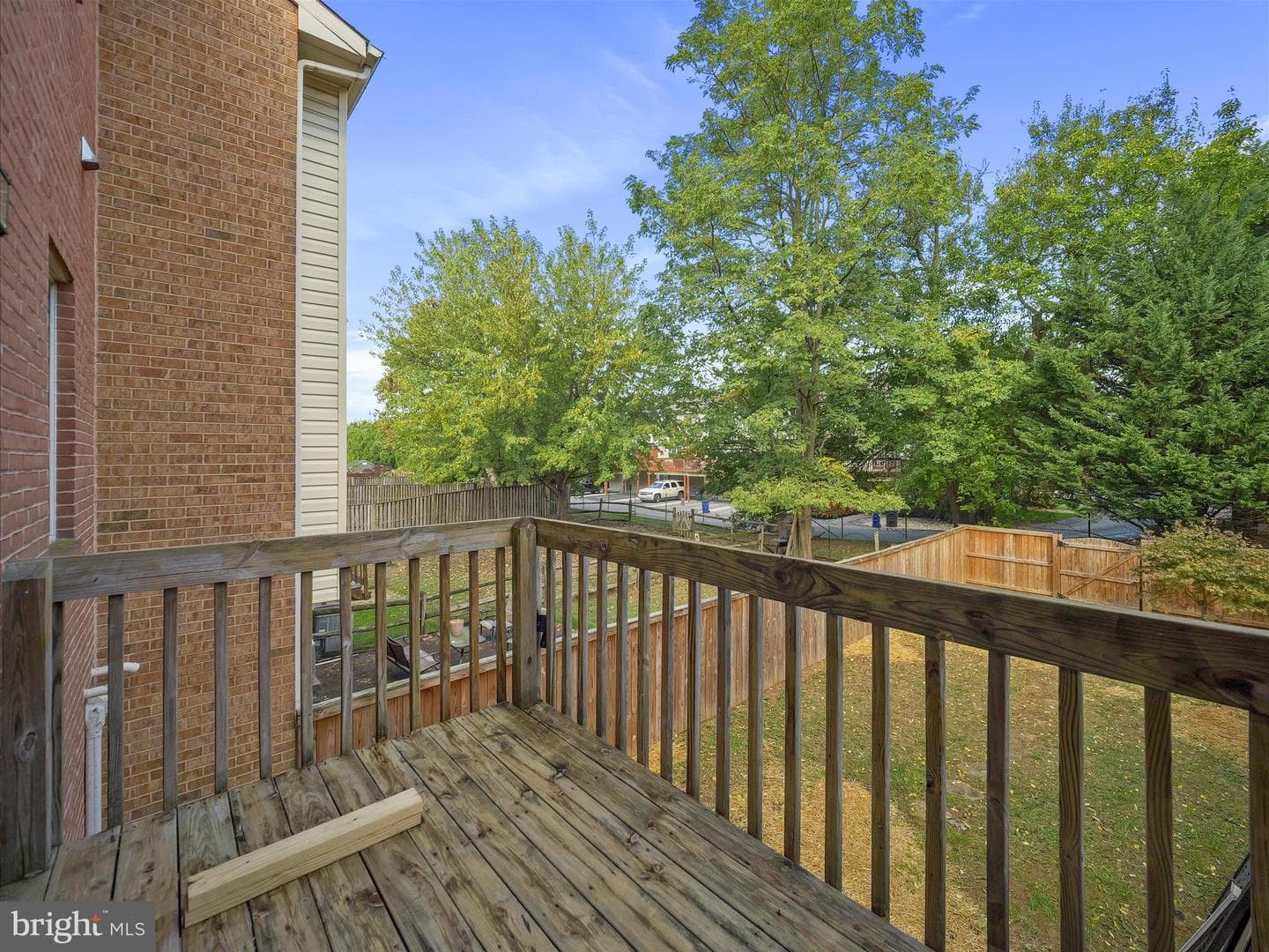 1006 W Irvin Avenue photo 16