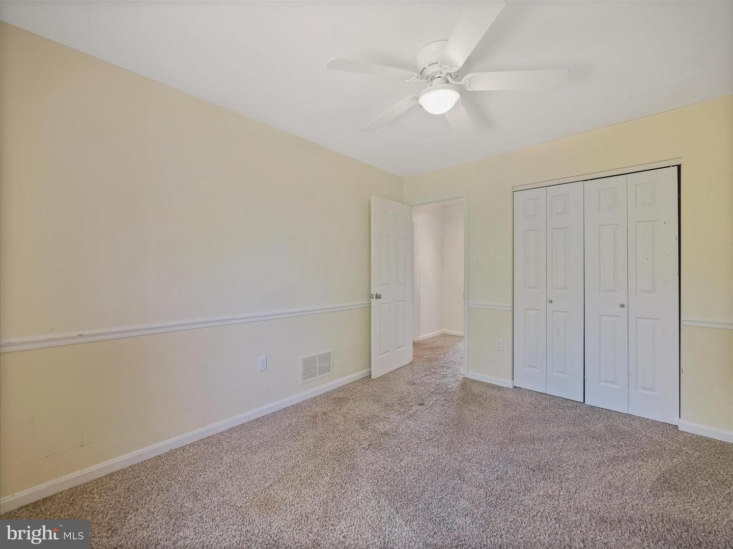 1006 W Irvin Avenue photo 18