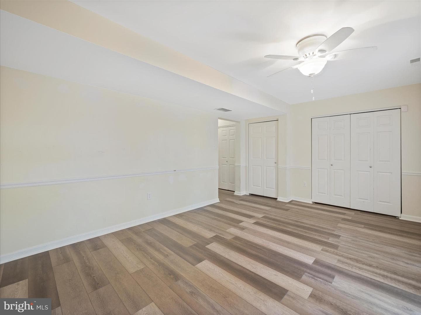1006 W Irvin Avenue photo 29