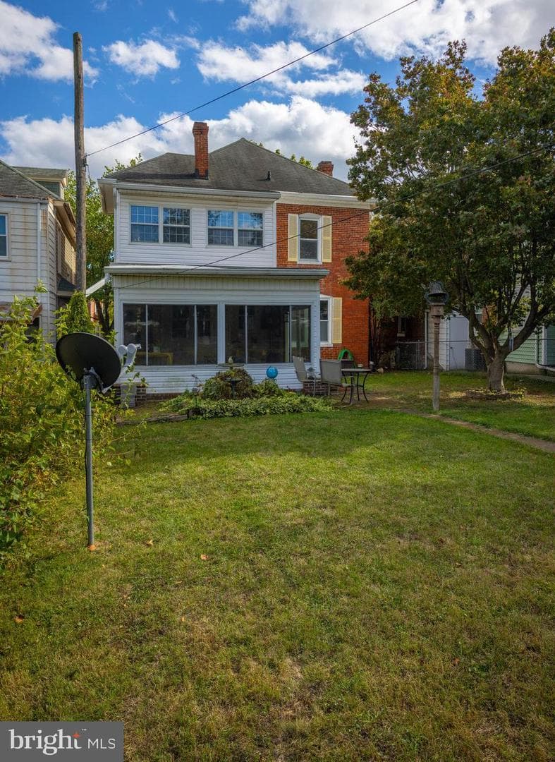 219 Westside Avenue photo 5